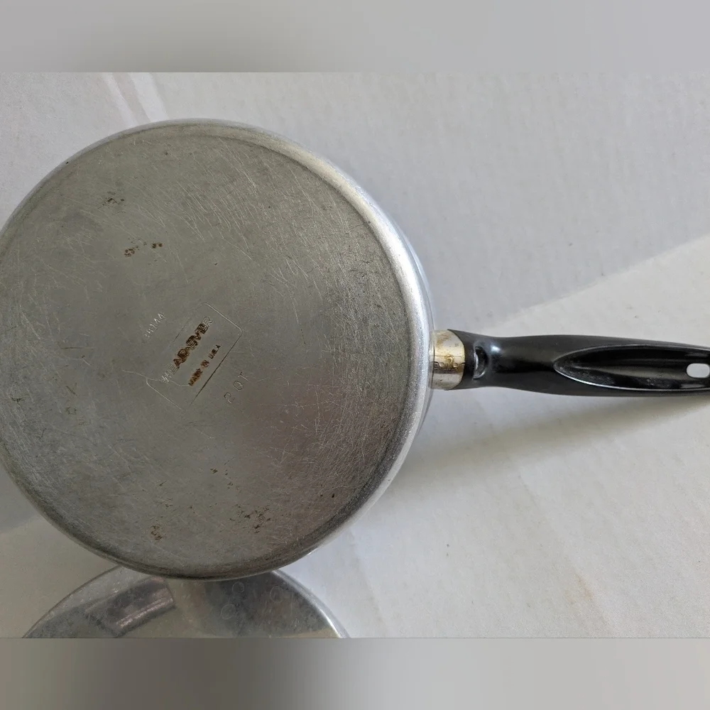 Vintage Wear-Ever 2 Quart Pan/Pot With Lid